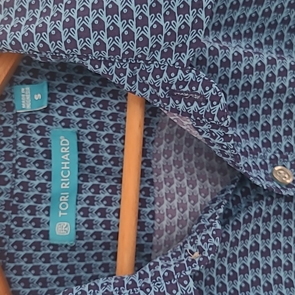 Tori Richard Cooleidoscope Button Down - Picture 2 of 4
